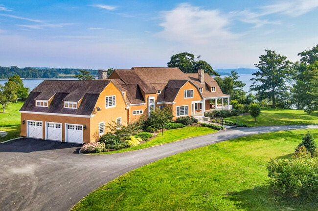 Building Photo - 35 Old Flds Wy