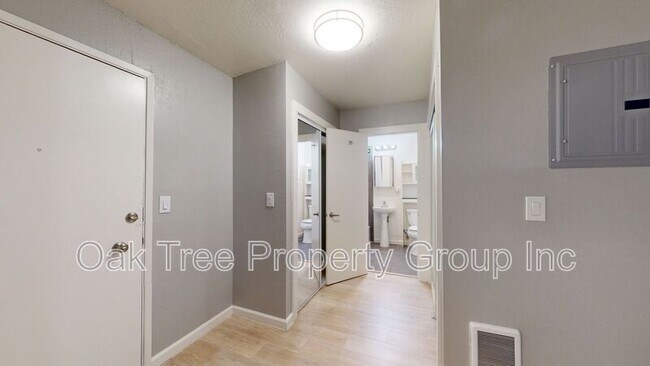 Building Photo - 351 Lester Ave