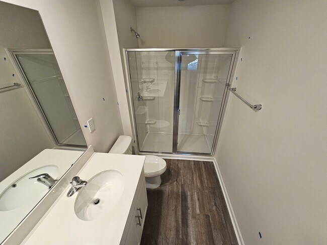 Building Photo - Beautiful Townhome in Charlotte