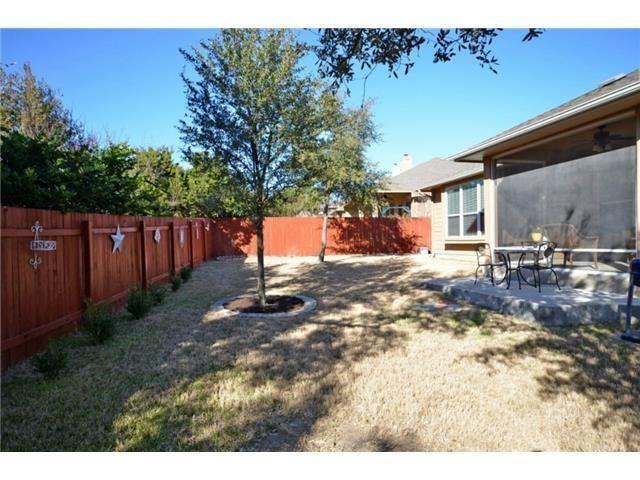 Building Photo - 2411 Stagecoach Bend