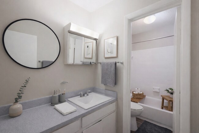 Building Photo - Spacious 1-Bedroom Living Near Emory & Toco Hills | 672 SF