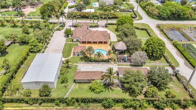 Building Photo - 6300 SW 190th Ave