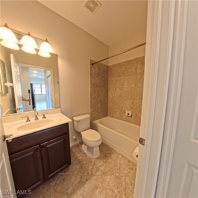 Building Photo - 3772 Pino Vista Way