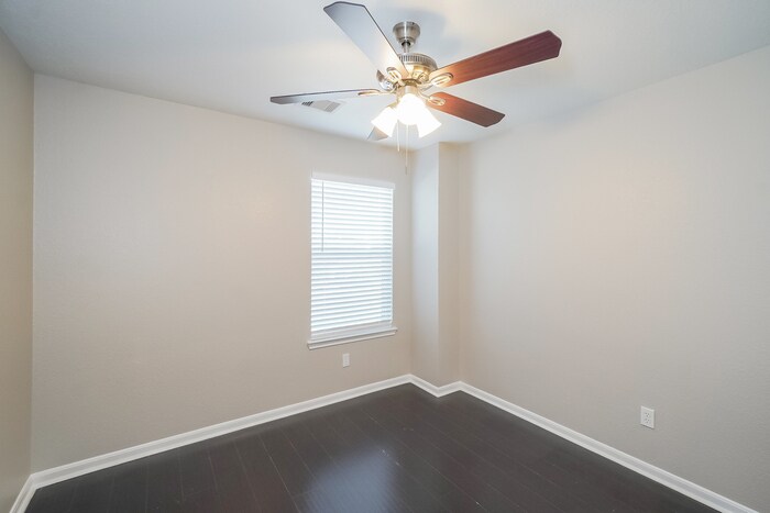 Building Photo - 20719 Cypress Post Dr