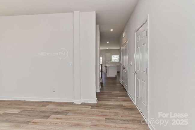 Building Photo - 149 Parker Claire Ln