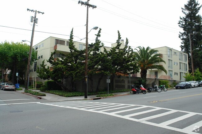 Primary Photo - 2255 Hearst Ave