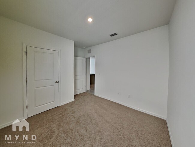 Building Photo - 6975 Faben Ln