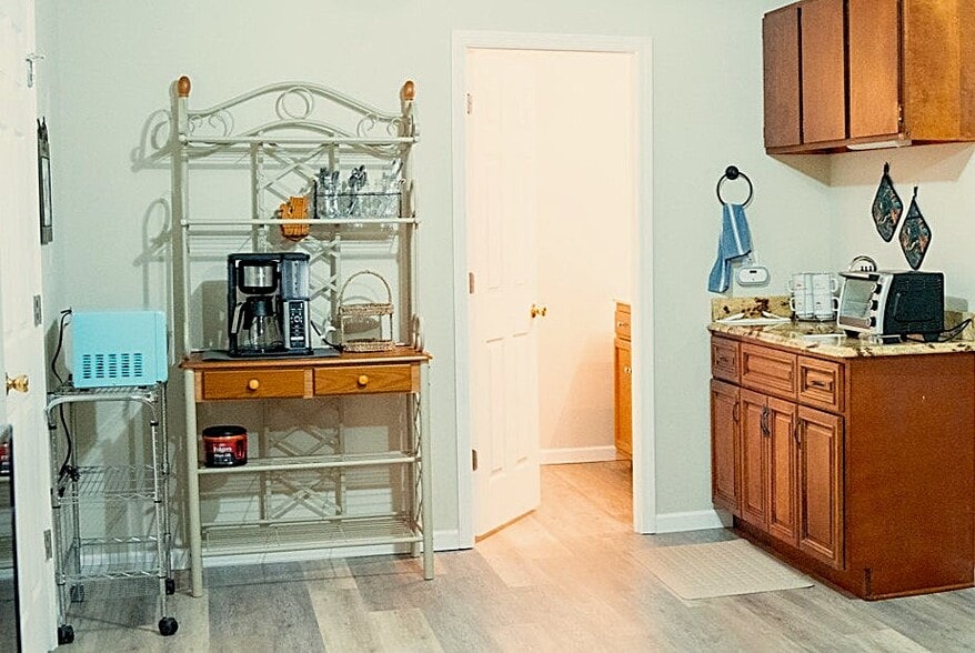 Building Photo - 2368 Bateman Bridge Rd