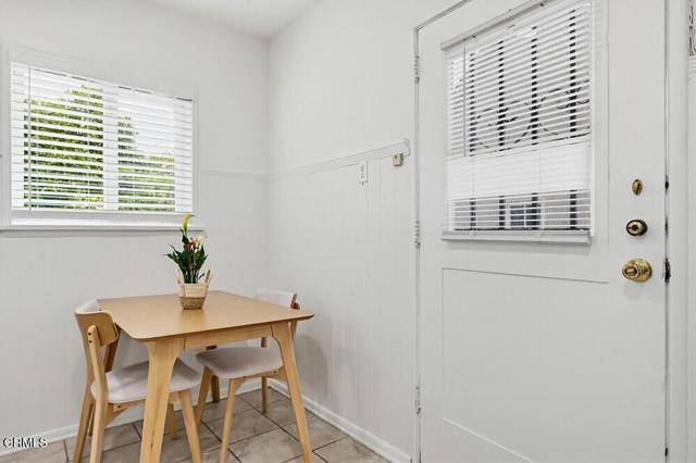 Building Photo - 1608 N Grand Oaks Ave