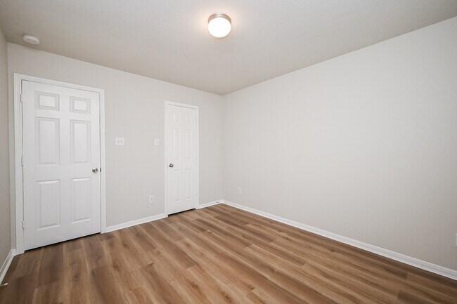 Building Photo - 3335 Dale Ridge Trail