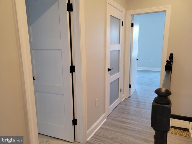 Building Photo - 412 Durfor St