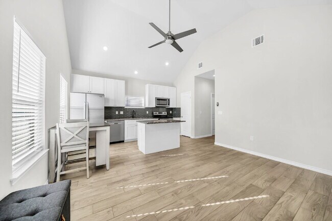 Building Photo - MOVE IN READY - Like NEW built in 2023, this 3 bedroom, 2  bath quaint home provides comfort and ...