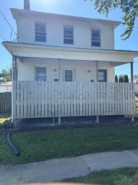 Building Photo - 22 Estelle St