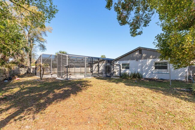 Building Photo - Beautiful POOL home in Longwood in LOCATION, LOCATION, LOCATION!