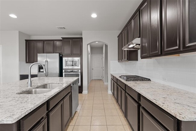 Building Photo - 15601 Cabrillo Way