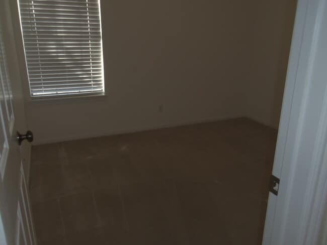 Building Photo - 4510 Fawn Dr