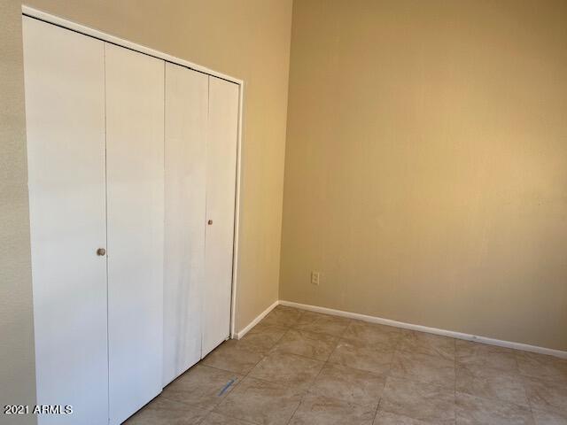 Building Photo - 2808 E Le Marche Ave