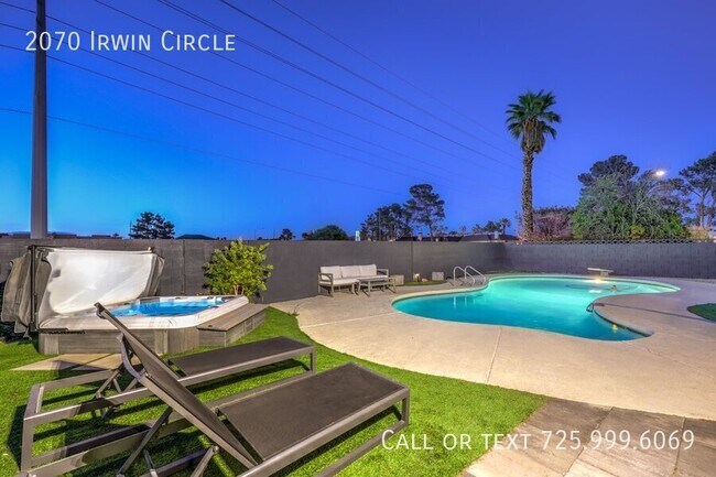 Building Photo - 2070 Irwin Cir