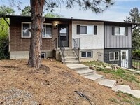 Building Photo - 806 Paradise Ln