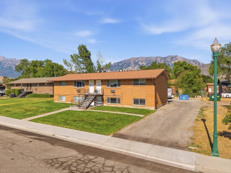 Building Photo - 1069 S 80 E