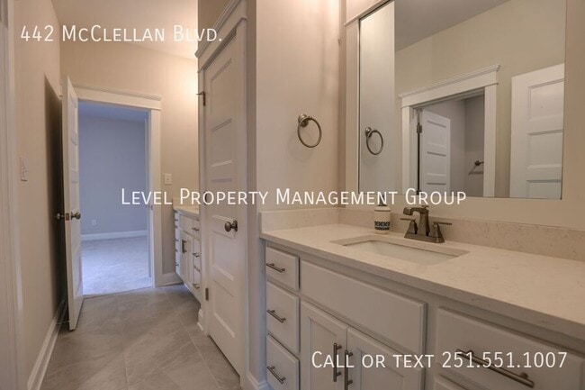 Building Photo - 442 McClellan Blvd