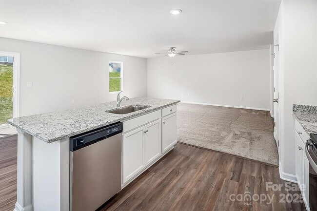 Building Photo - 1216 Nia Rd