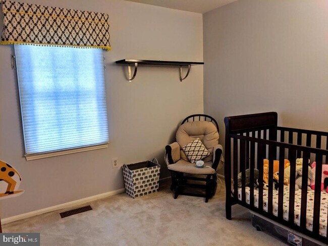 Building Photo - 8465 Sevan Ct