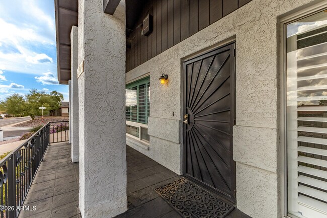 Building Photo - 15014 N 20th St