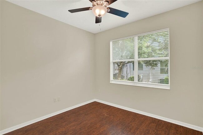 Building Photo - 1994 Silverweed Way