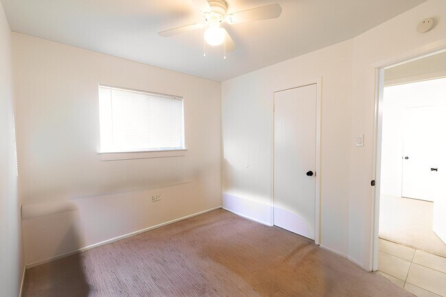 Building Photo - 1606 Gatlinburg Dr