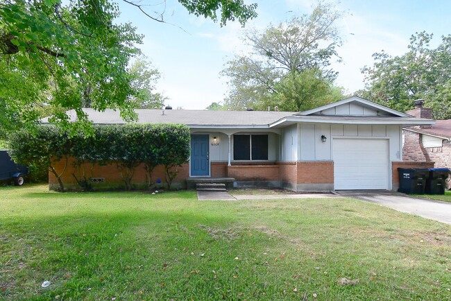 Building Photo - 6508 Finch-House