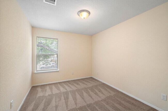 Building Photo - 7814 Fair Acres St