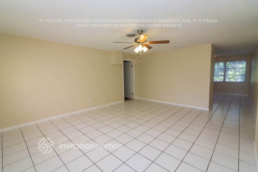 Building Photo - 9413 SW 53rd St
