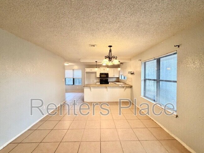 Building Photo - 6824 E 95th St