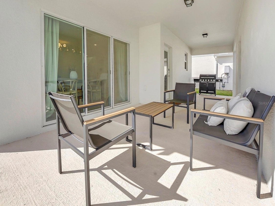 Building Photo - 4330 Meandering Bay Dr