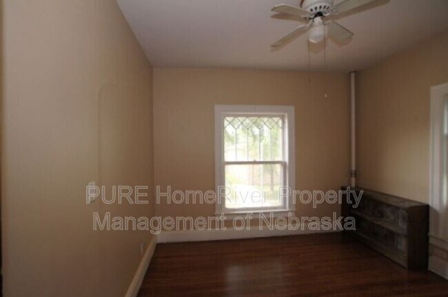 Building Photo - 1021 S 30th Ave