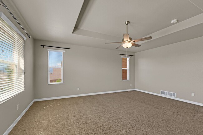 Building Photo - Beautiful home available to move in 08/04/...