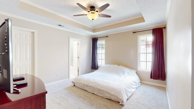 Building Photo - 195 Cross Point Dr