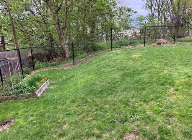 Building Photo - 4 Westville St