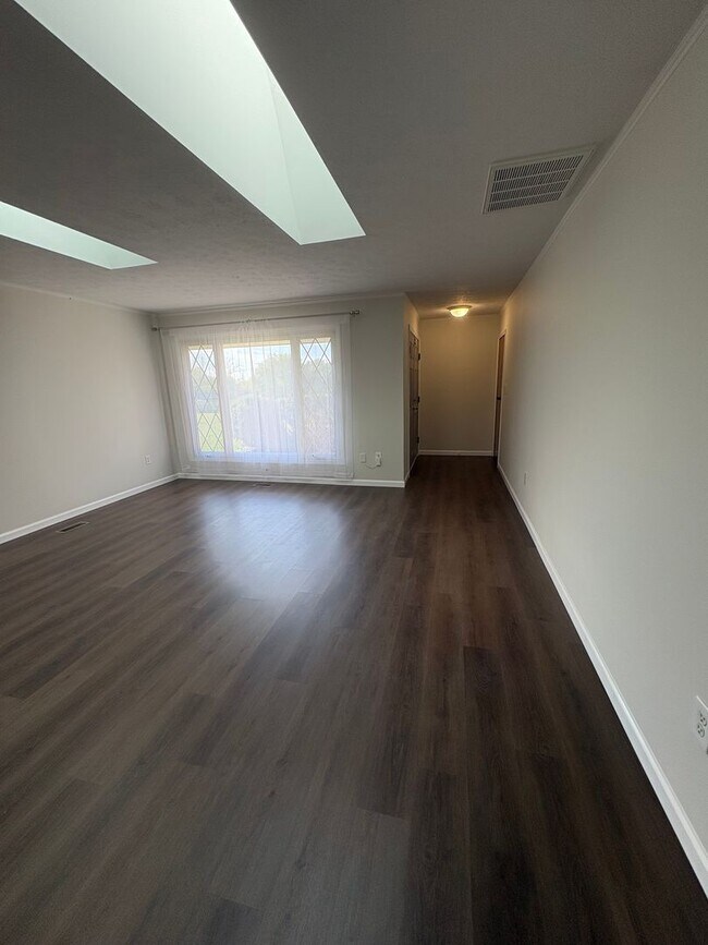 Building Photo - Beautiful 3 bedroom Home in Cedarville