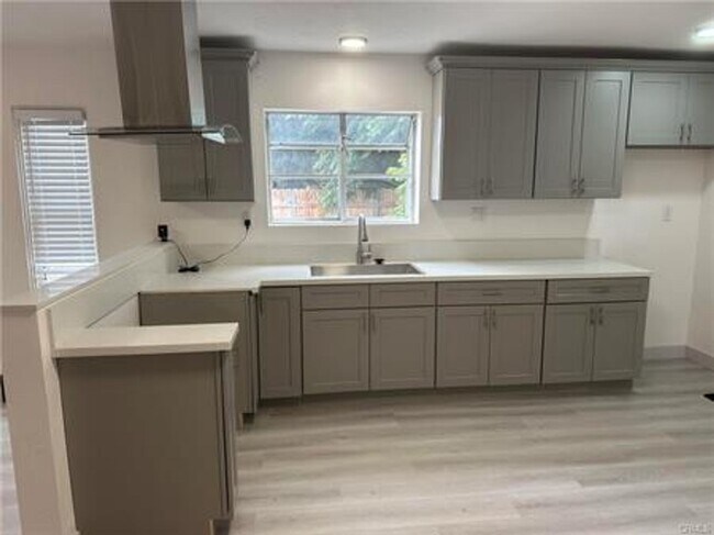 Building Photo - Secluded & Spacious La Mesa home available...