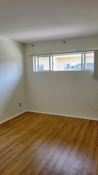 Building Photo - 6256 Morse Ave