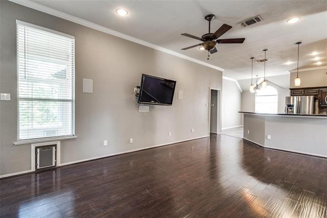 Building Photo - 1214 Sandhurst Ct