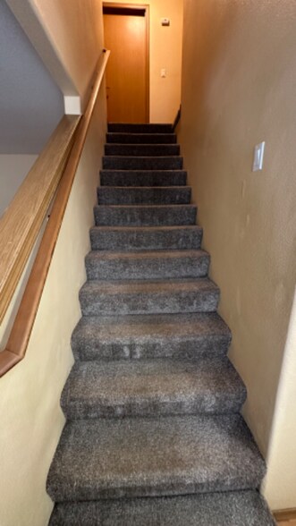 Building Photo - 8421 NE 36th St