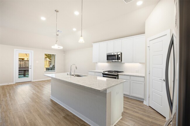 Building Photo - 19003 Yellowstone Landing Ct