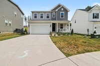 Building Photo - Beautiful Home in Pendleton!