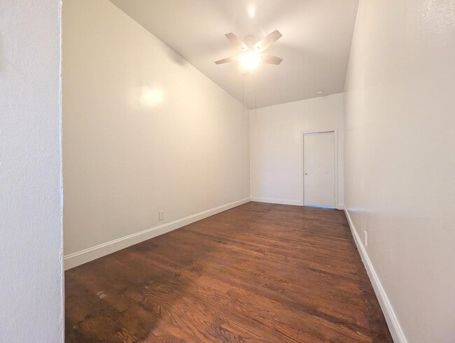 Building Photo - 267 Webster Ave