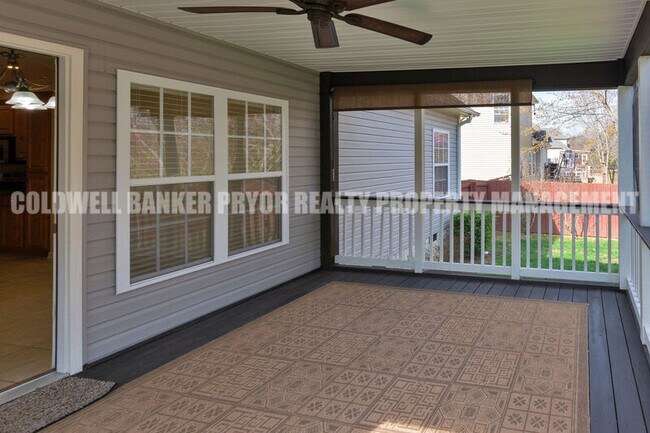 Building Photo - 6811 Neville Dr