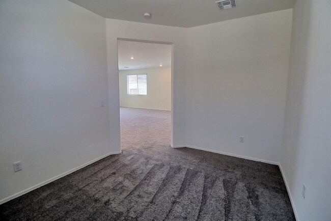 Building Photo - Newer Rancho Sahuarita Home!