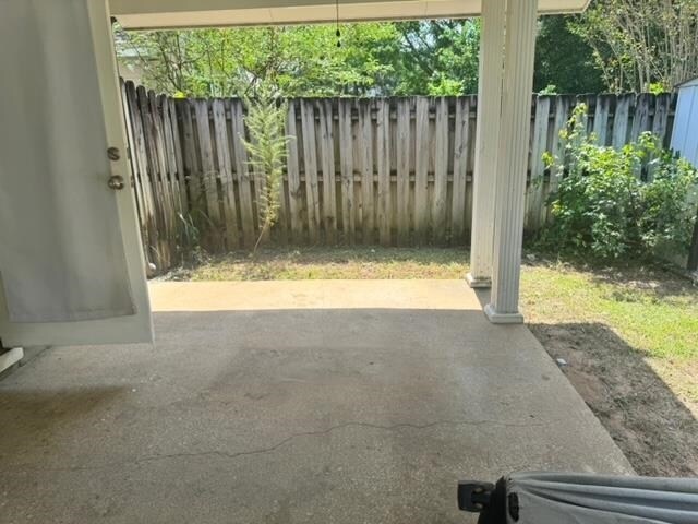 Building Photo - 2172 Heathrow Dr